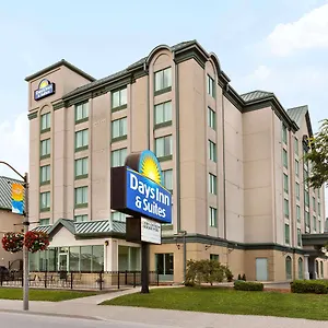 3* Отель Days By Wyndham Centre St By The Falls