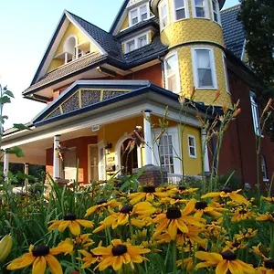 Bed & Breakfast A Moment In Time, Niagara Falls